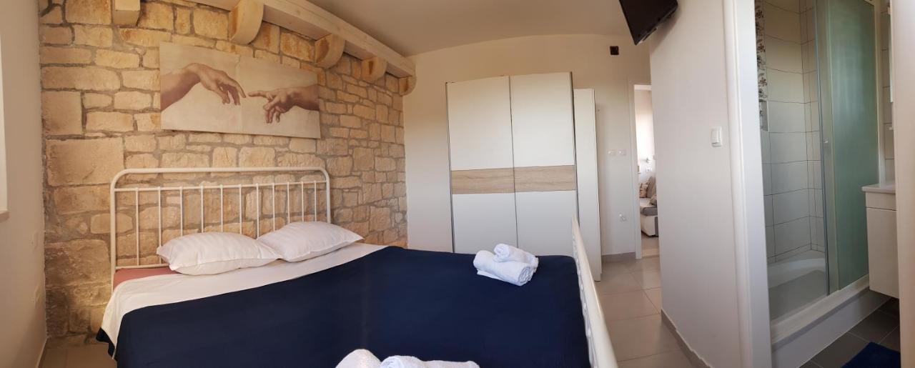Holiday Home Gustirna Selca  Habitación foto