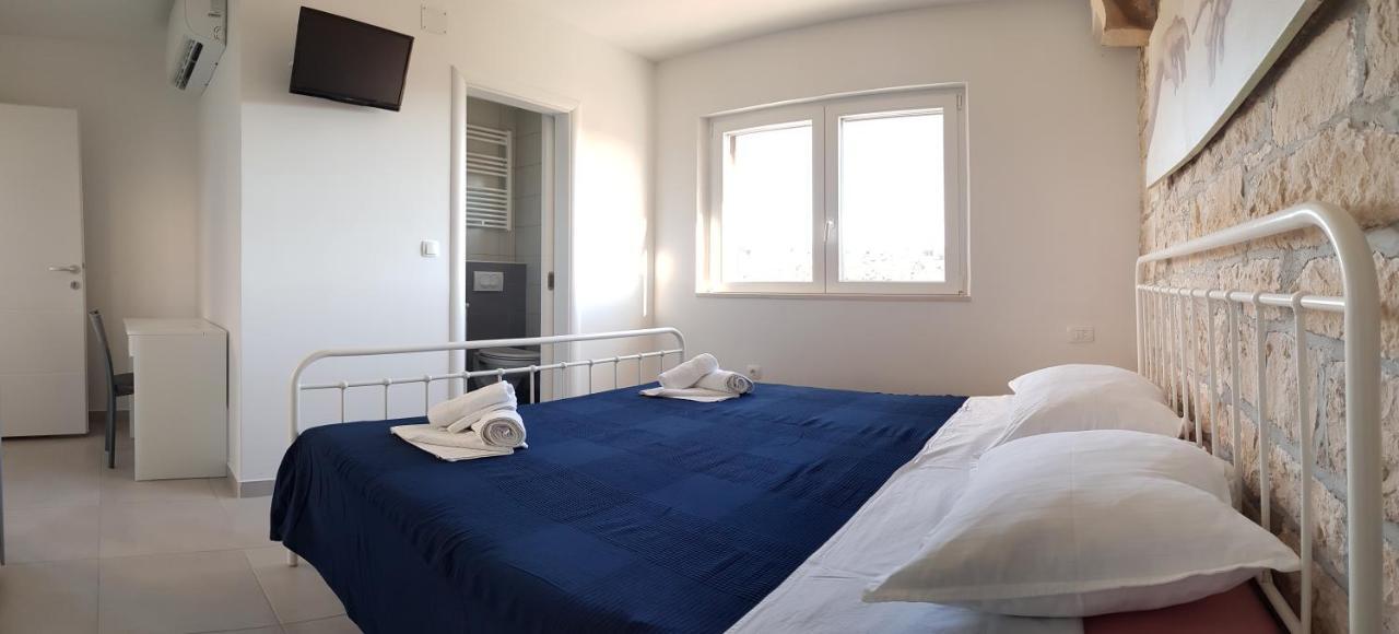 Holiday Home Gustirna Selca  Habitación foto